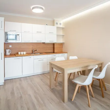 Apartos Blizej Morza *